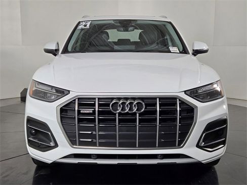 Used 2021 Audi Q5 2.0T Premium w/ Convenience Package image 8