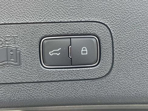 New 2026 Lincoln Aviator AWD image 12