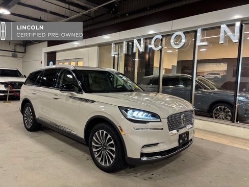 Used 2023 Lincoln Aviator Reserve w/ Elements Package Plus AWD/4WD image 1