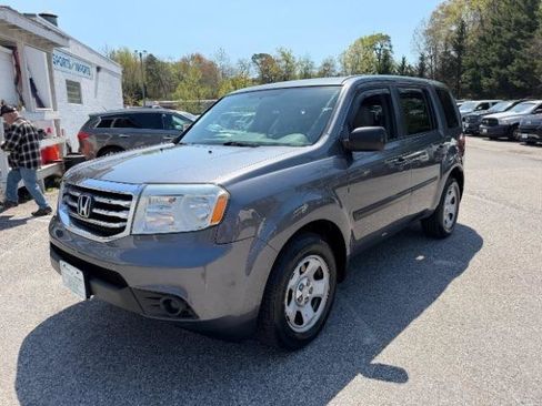 Used 2015 Honda Pilot LX image 1
