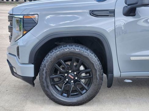 Used 2024 GMC Sierra 1500 Elevation image 8