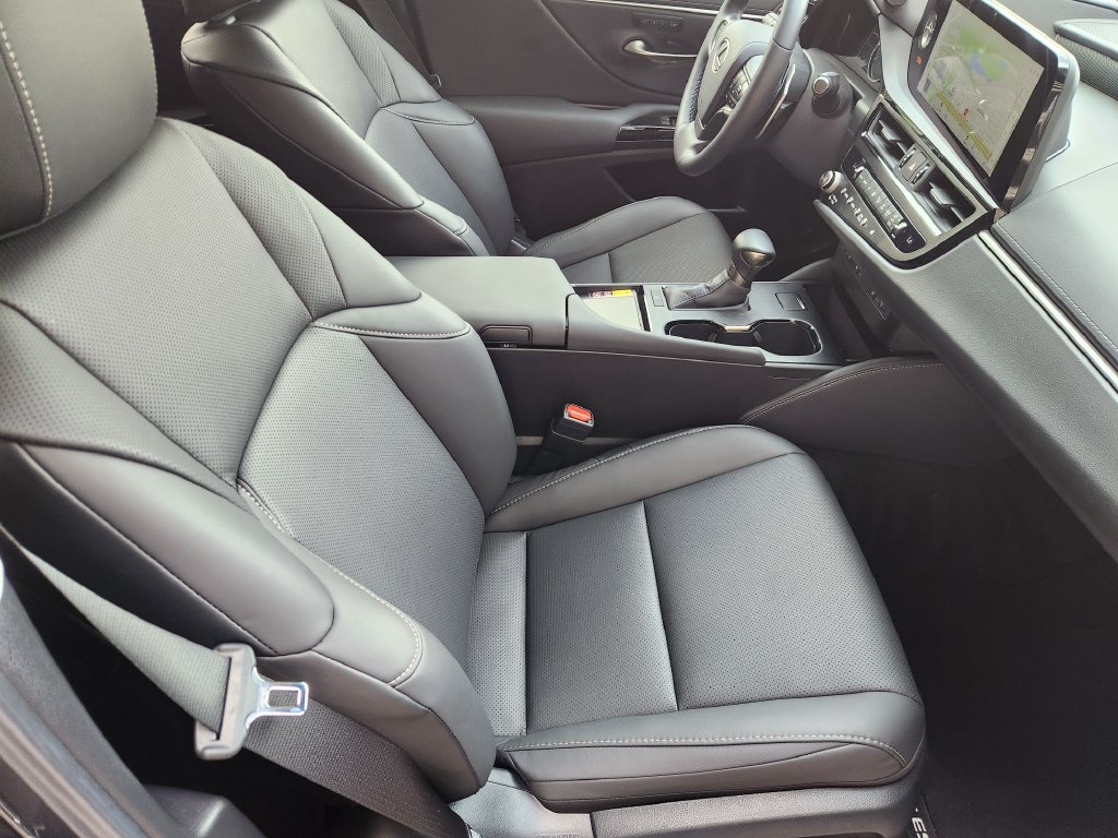 Certified 2025 Lexus ES 350 w/ Premium Package FWD image 14