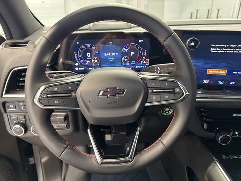 New 2026 Chevrolet Suburban RST w/ Comfort Package AWD/4WD image 6