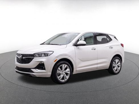 Used 2025 Buick Encore GX Preferred AWD/4WD image 3