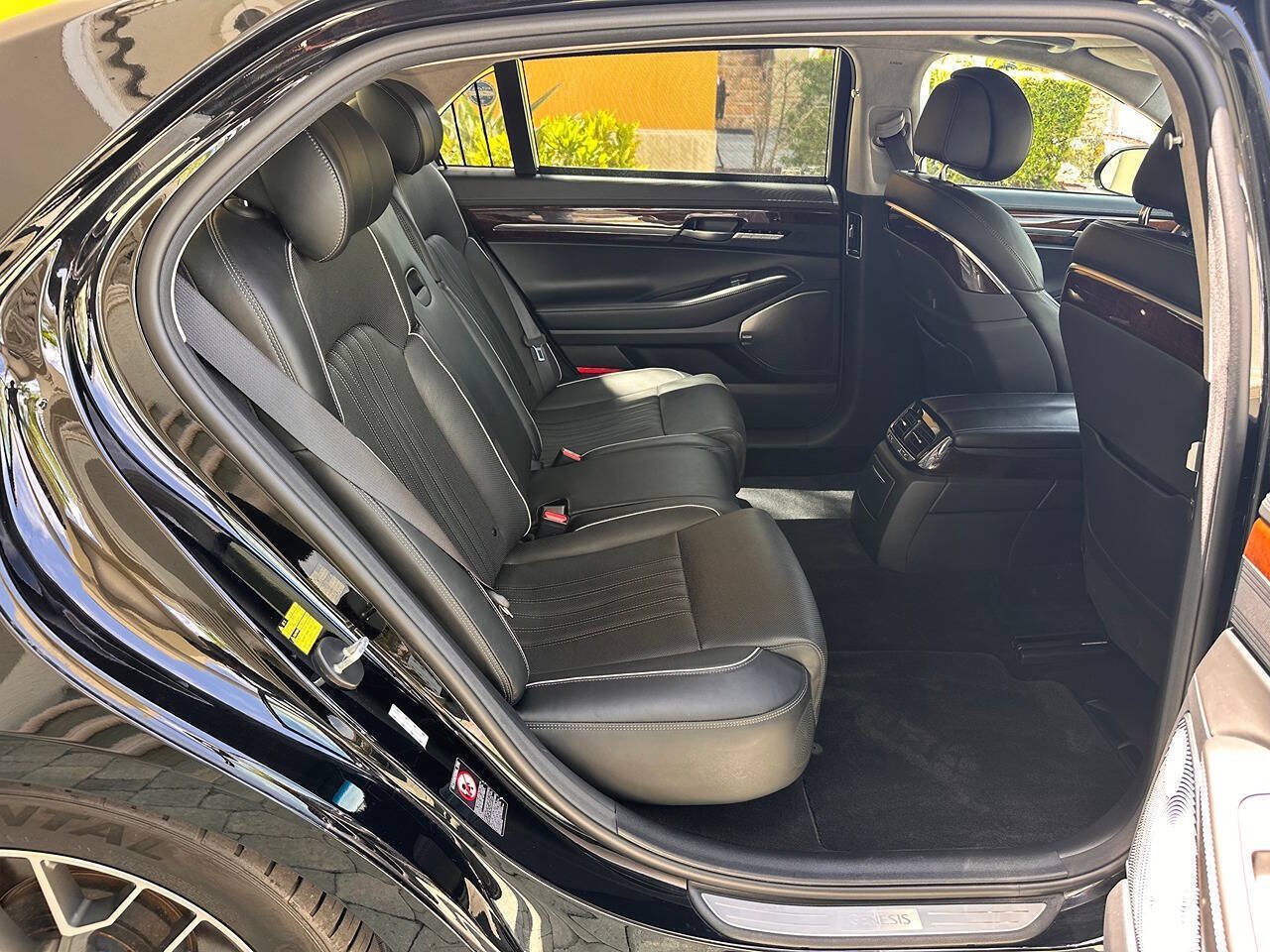 Used 2017 Genesis G90 5.0 Ultimate AWD/4WD image 24
