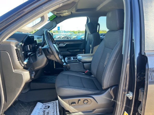 Certified 2024 Chevrolet Silverado 1500 LT AWD/4WD image 13
