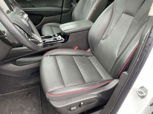 Used 2023 Buick Envision Essence w/ Sport Touring Package image 12