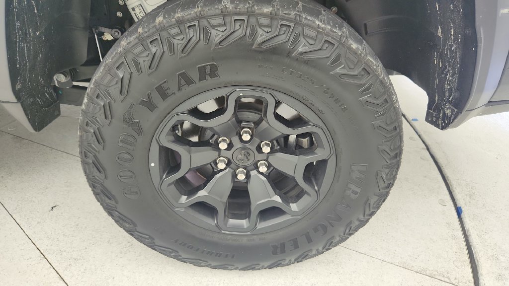 Used 2022 RAM 1500 TRX w/ TRX Level 2 Equipment Group AWD/4WD image 27