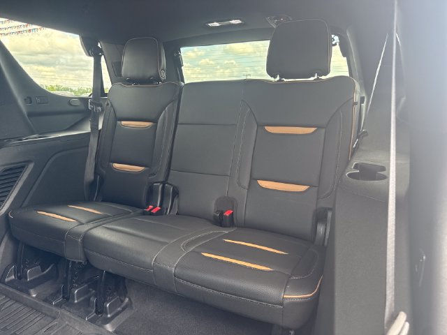 Used 2023 GMC Yukon AT4 w/ AT4 Premium Plus Package AWD/4WD image 38