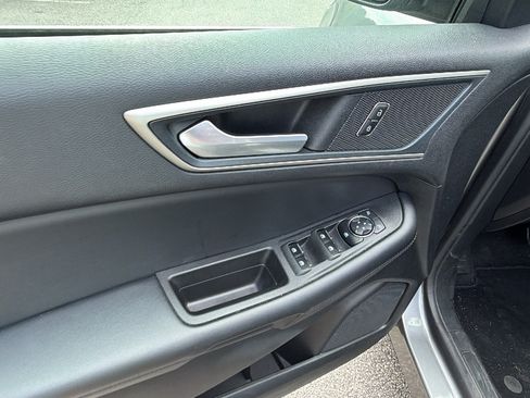 Used 2024 Ford Edge SEL AWD/4WD image 15