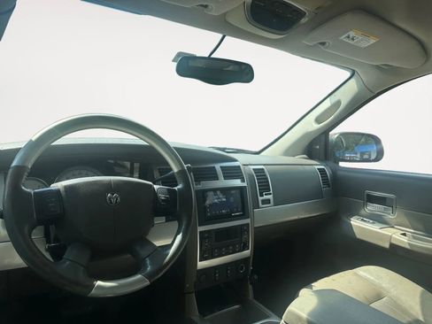 Used 2005 Dodge Durango Limited AWD/4WD image 10