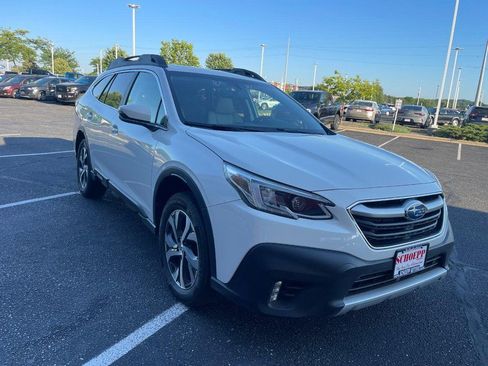Used 2022 Subaru Outback Limited XT w/ Tech Package 3 AWD/4WD image 2