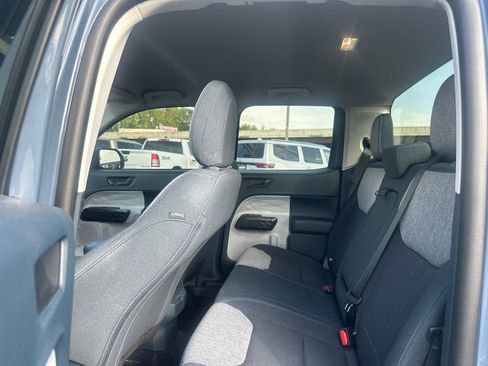 Used 2025 Ford Maverick XLT image 17