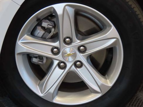 Certified 2023 Chevrolet Malibu LS image 6