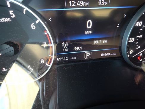 Used 2021 Nissan Sentra SR w/ SR Premium Package FWD image 18