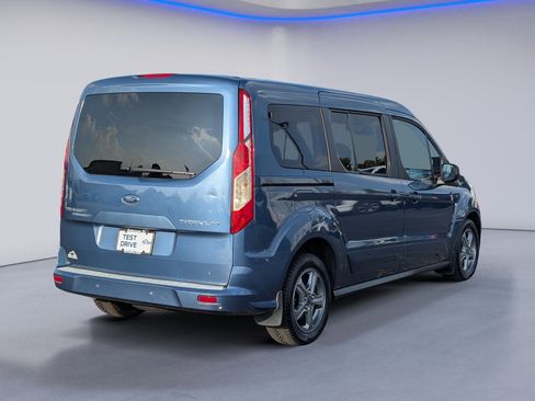 Used 2023 Ford Transit Connect Titanium image 9