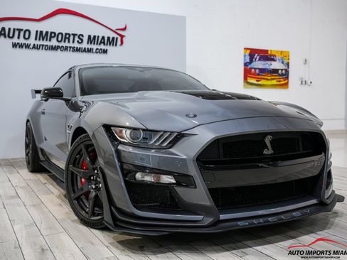 Used 2021 Ford Mustang Shelby GT500 w/ Carbon Fiber Track Pack RWD image 31