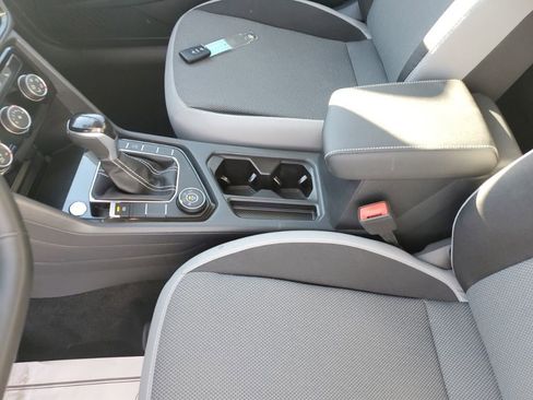 Used 2024 Volkswagen Taos S image 30