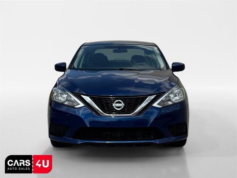 Used 2019 Nissan Sentra SV image 2