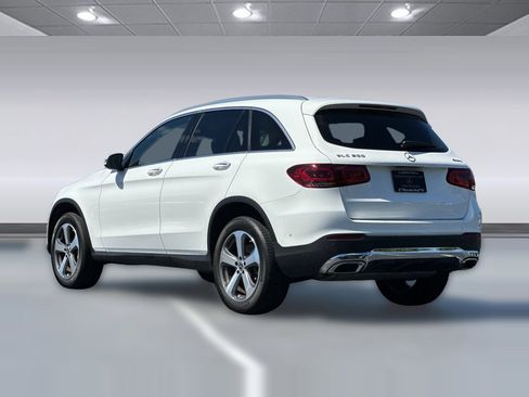 Used 2022 Mercedes-Benz GLC 300 4MATIC image 3