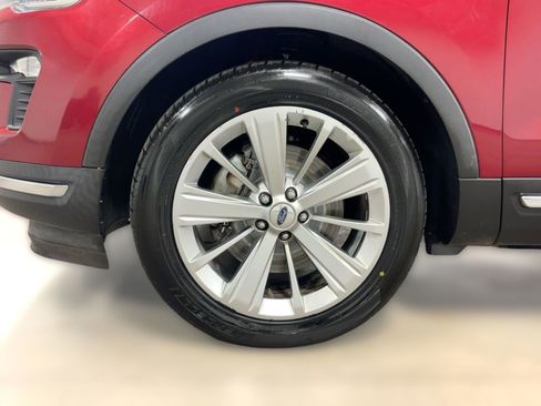 Used 2019 Ford Explorer Limited w/ Class III Trailer Tow Package image 11