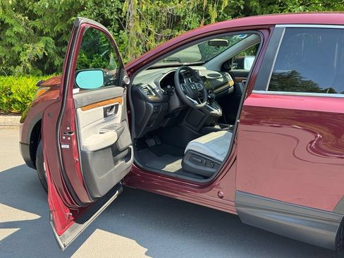 Used 2018 Honda CR-V EX image 8