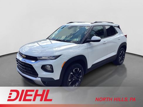 Used 2023 Chevrolet TrailBlazer LT AWD/4WD image 1