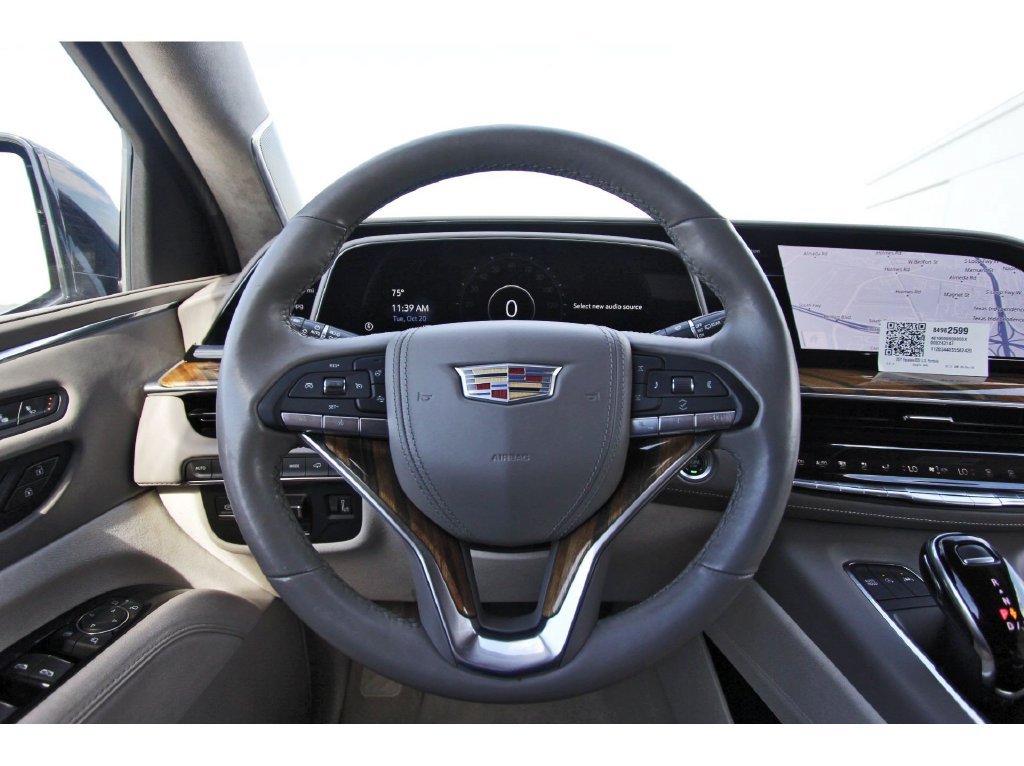 Used 2021 Cadillac Escalade Premium Luxury Platinum w/ Heavy-Duty Trailer Package AWD/4WD image 15