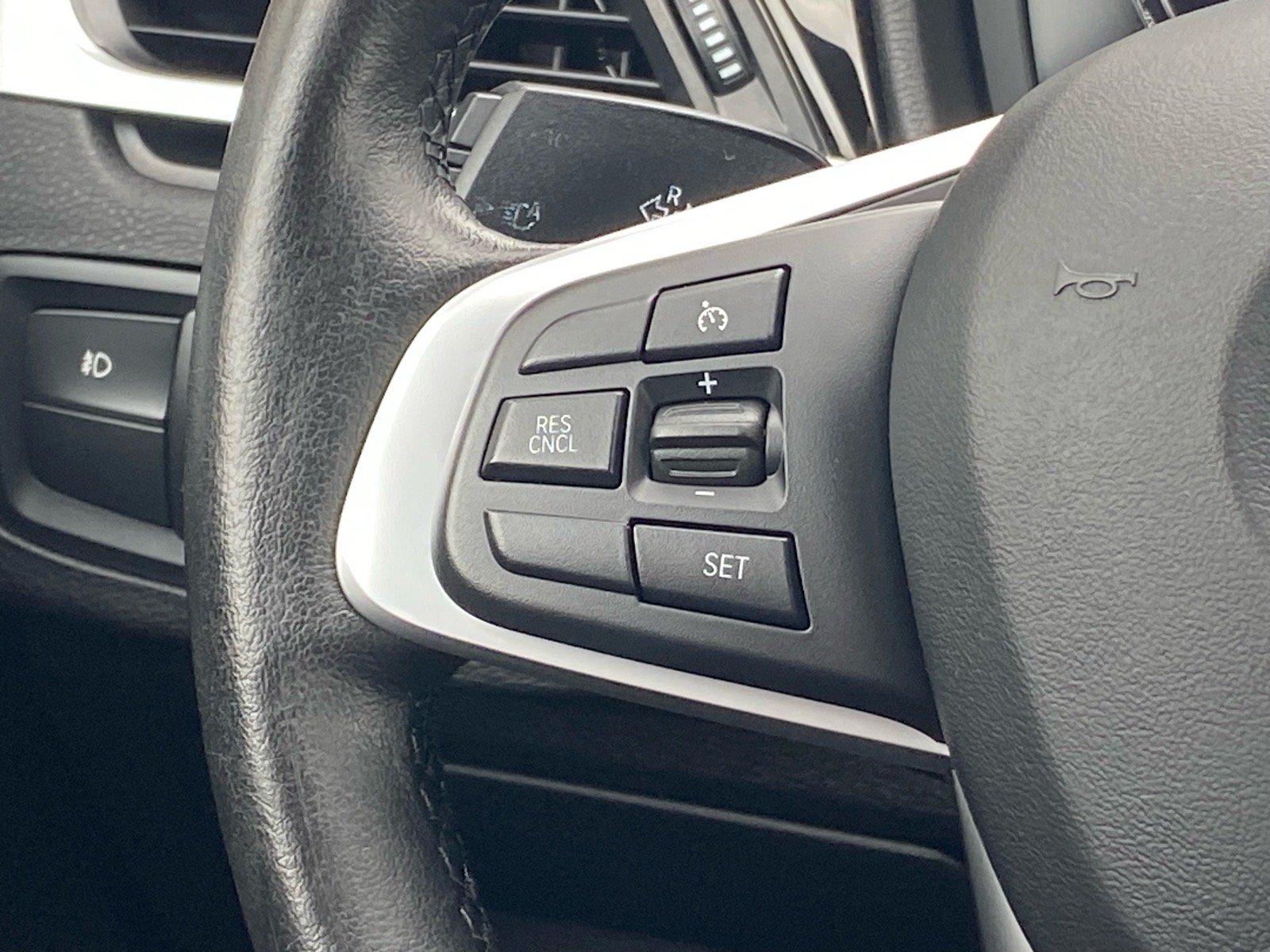 Used 2019 BMW X1 sDrive28i w/ Convenience Package FWD image 7