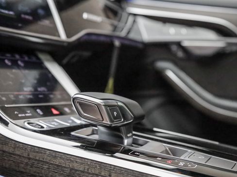 New 2025 Audi A8 L 3.0T image 26