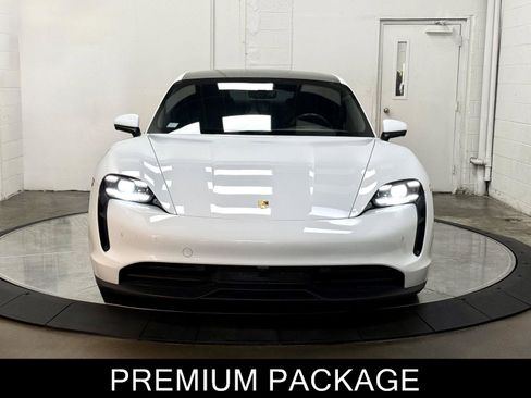 Used 2022 Porsche Taycan 4S AWD/4WD image 3