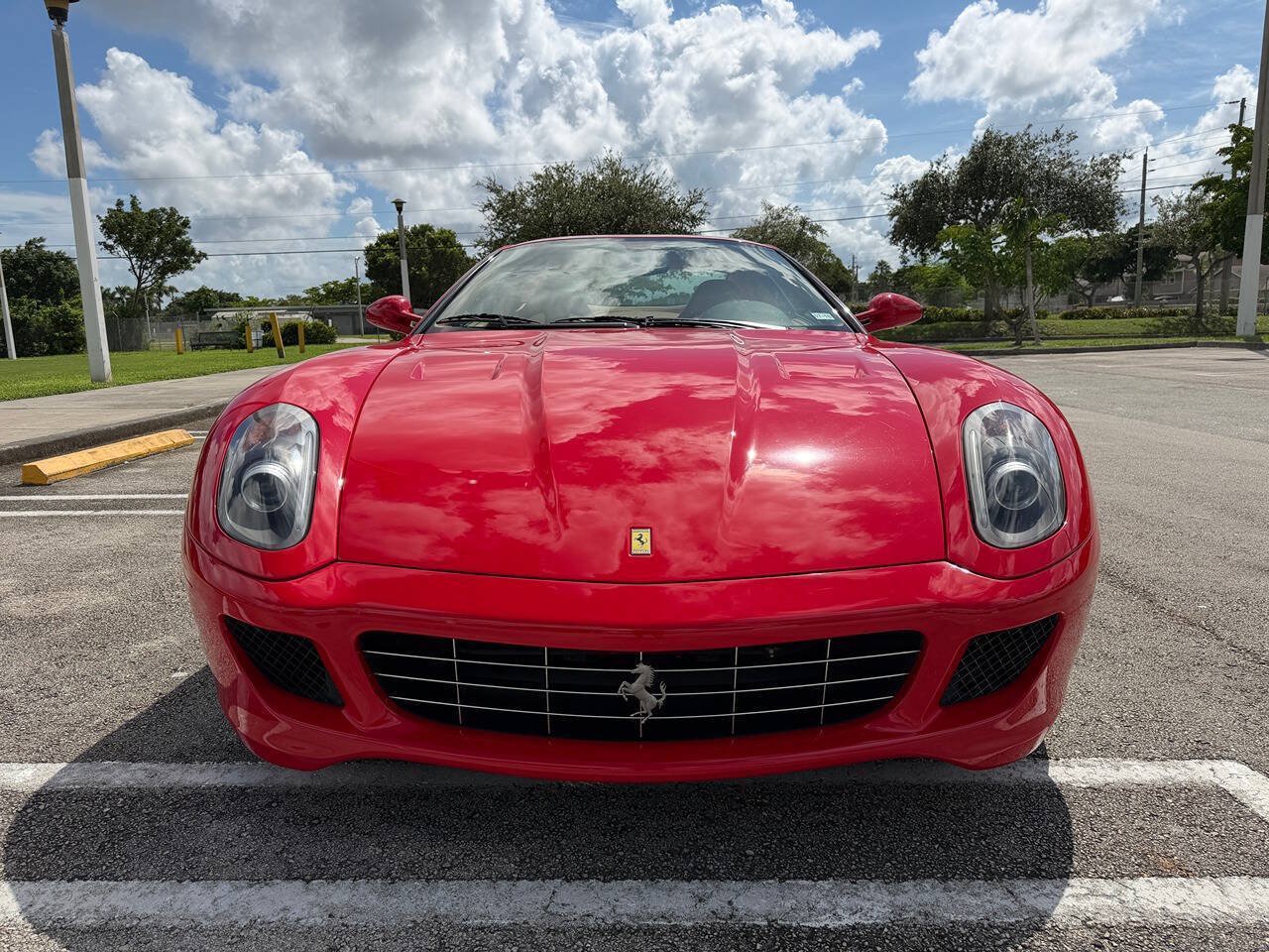 Used 2009 Ferrari 599 GTB Fiorano RWD image 3