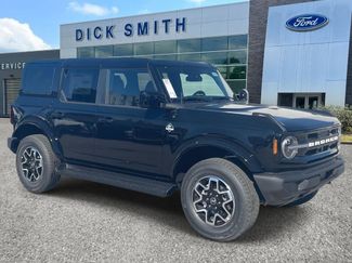 New 2025 Ford Bronco Outer Banks video 1