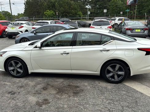 Used 2019 Nissan Altima 2.5 SV FWD image 6