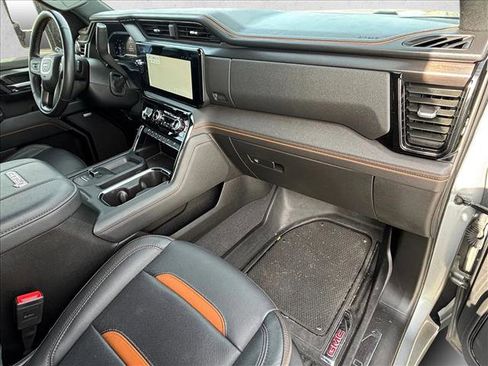 Used 2024 GMC Sierra 2500 AT4 w/ AT4 Preferred Package image 24