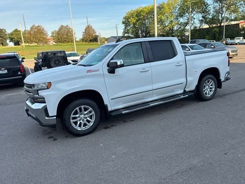 Used 2019 Chevrolet Silverado 1500 LT w/ All-Star Edition AWD/4WD image 2