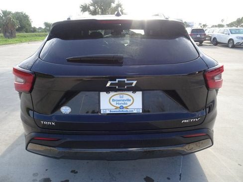 Used 2025 Chevrolet Trax ACTIV w/ Driver Confidence Package FWD image 5