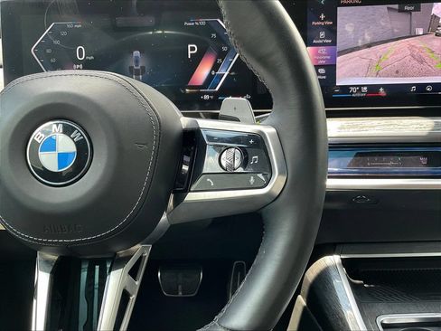 Used 2023 BMW 740i RWD image 12