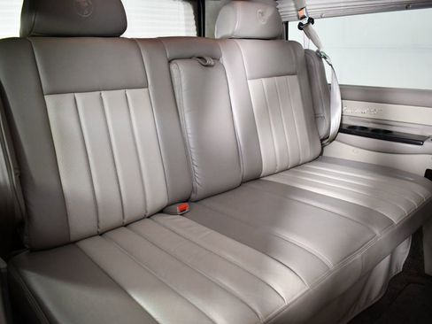 Used 2013 GMC Savana 1500 AWD image 39