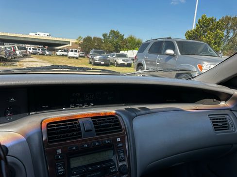 Used 2003 Toyota Avalon XLS image 75