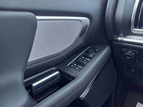 New 2025 Ford Expedition Active AWD/4WD image 30