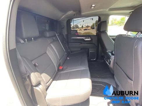 Used 2025 Chevrolet Silverado 1500 LTZ w/ Technology Package AWD/4WD image 19