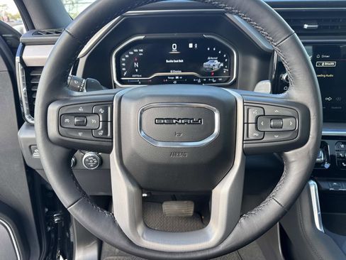 Used 2022 GMC Sierra 1500 Denali image 31