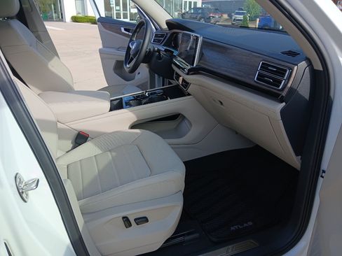 New 2026 Volkswagen Atlas SEL AWD/4WD image 25