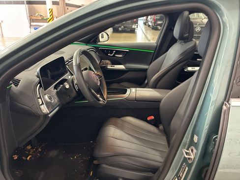 Used 2024 Mercedes-Benz E 450 4MATIC Sedan image 4