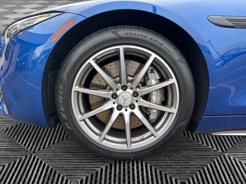 Used 2023 Mercedes-Benz SL 43 AMG image 24