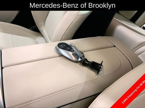 Certified 2025 Mercedes-Benz C 300 4MATIC Sedan image 15