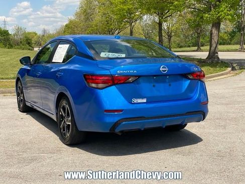 Used 2024 Nissan Sentra SV FWD image 5