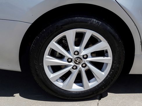 Certified 2022 Toyota Camry LE AWD/4WD image 11
