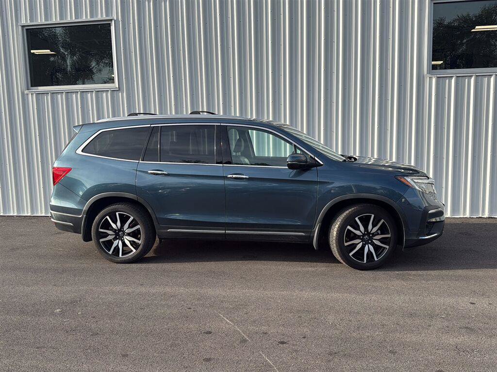 Used 2021 Honda Pilot Touring image 3